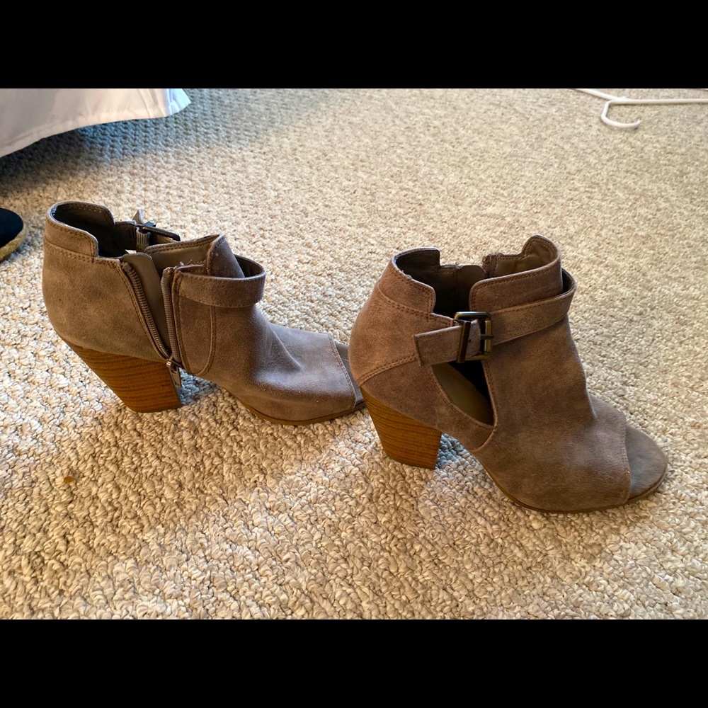 Open toed booties
